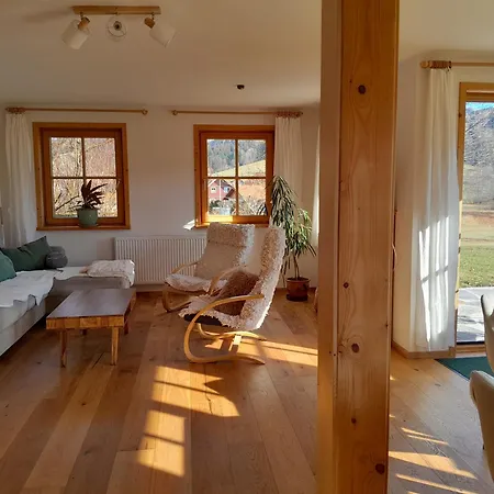 Appartement Neueroeffnung, 2 Wunderschoene Im Gruenen Maierhöfen