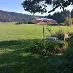 Neueroeffnung, 2 Wunderschoene Im Gruenen Lägenhet