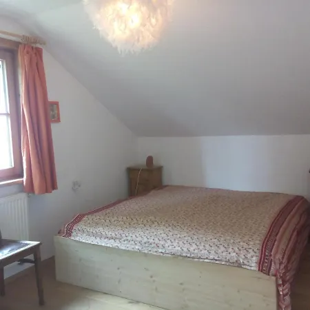 Apartmán Neueroeffnung, 2 Wunderschoene Im Gruenen Maierhöfen