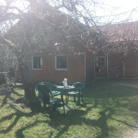 Neueröffnung, 2 Wunderschöne Im Grünen *
